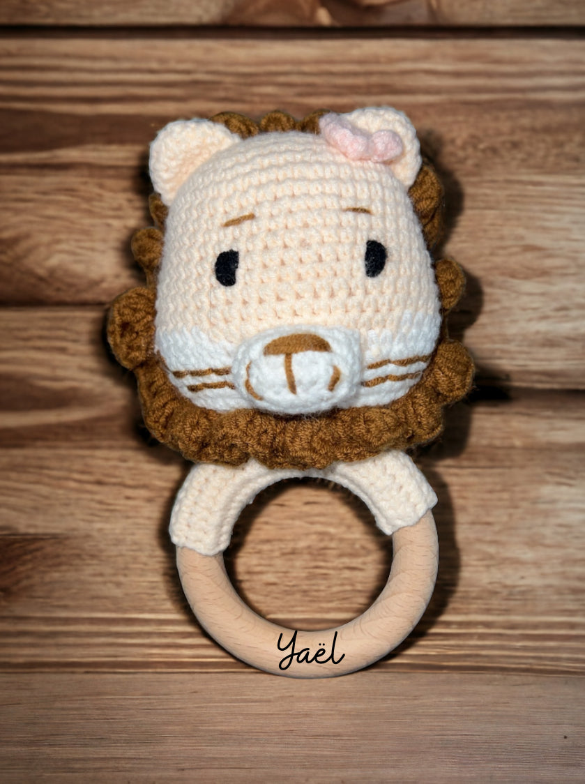 Hochet lion avec prénom gravé