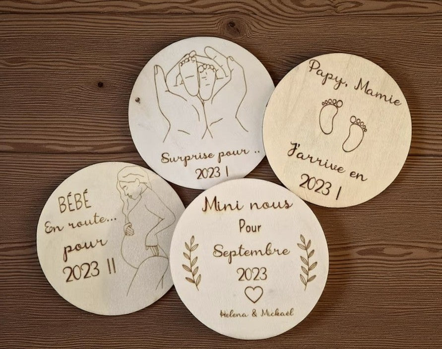 Cartes en bois annonce de grossesse