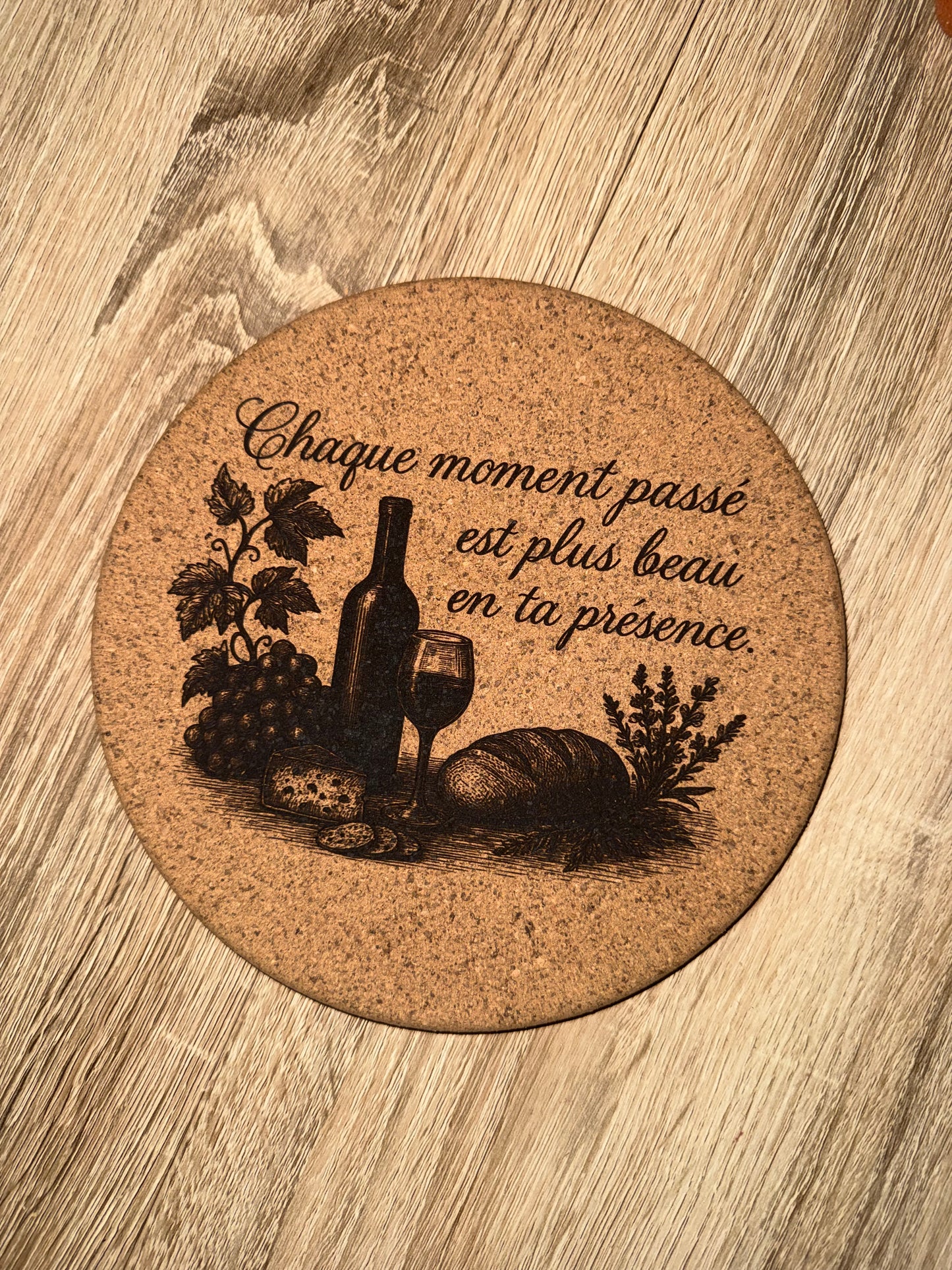 Dessous plat liège gravé Bonne fête mamie, cadeau personnalisé original grand-mère, idée fête des grands mères, cadeau mamie, cadeau petit enfants