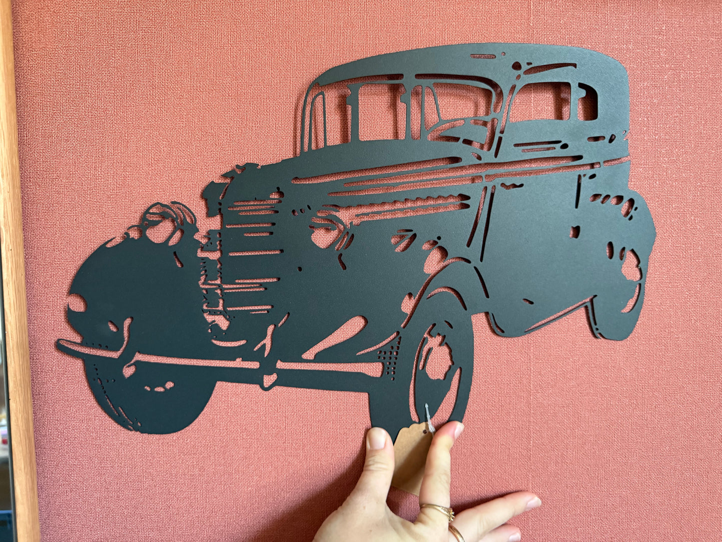 Décoration mural en métal voiture vintage