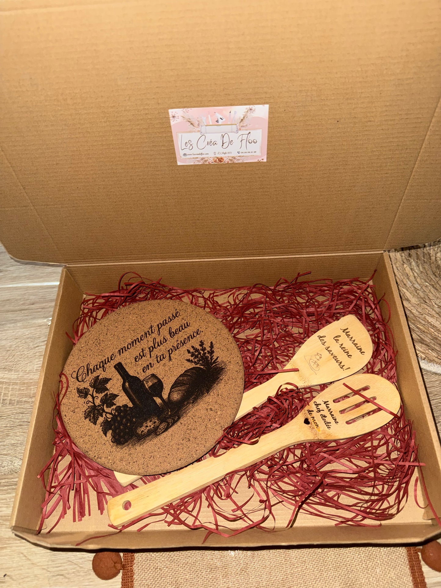Coffret cadeau cuisine gravé sur bois, idée cadeau mamie, marraine, maman, tata