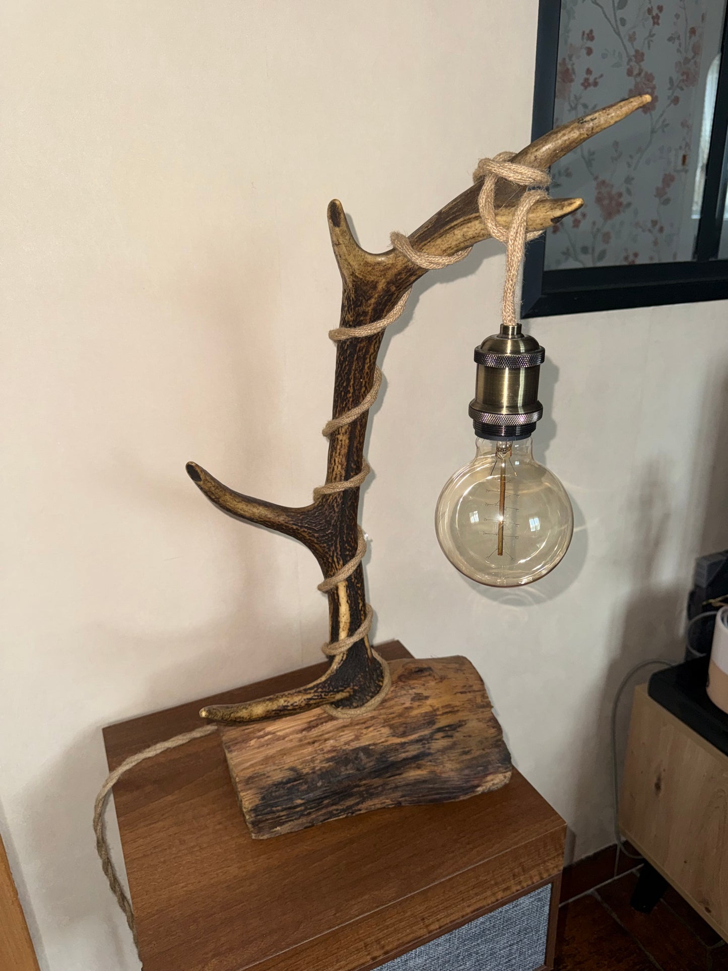 Lampe avec bois de cerf