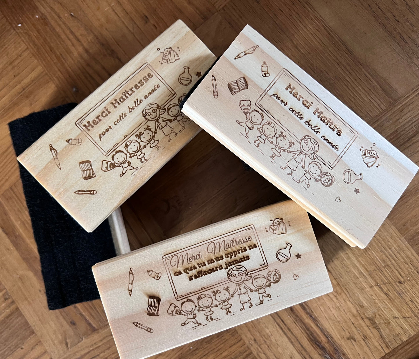 Effaceur tableau, Brosse à tableau personnalisée - Merci (Maîtresse, Maître, ATSEM)