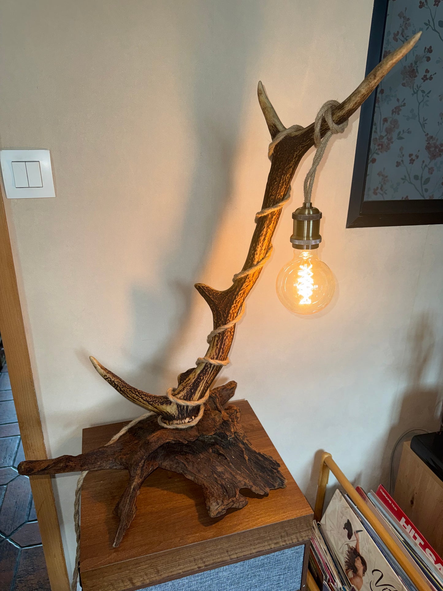 Lampe avec bois de cerf