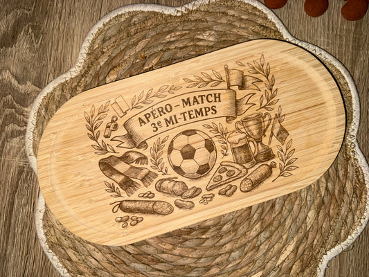 Planche apéro / planche à découper foot gravée, idée cadeau papy, mamie, marraine, papa, mariage