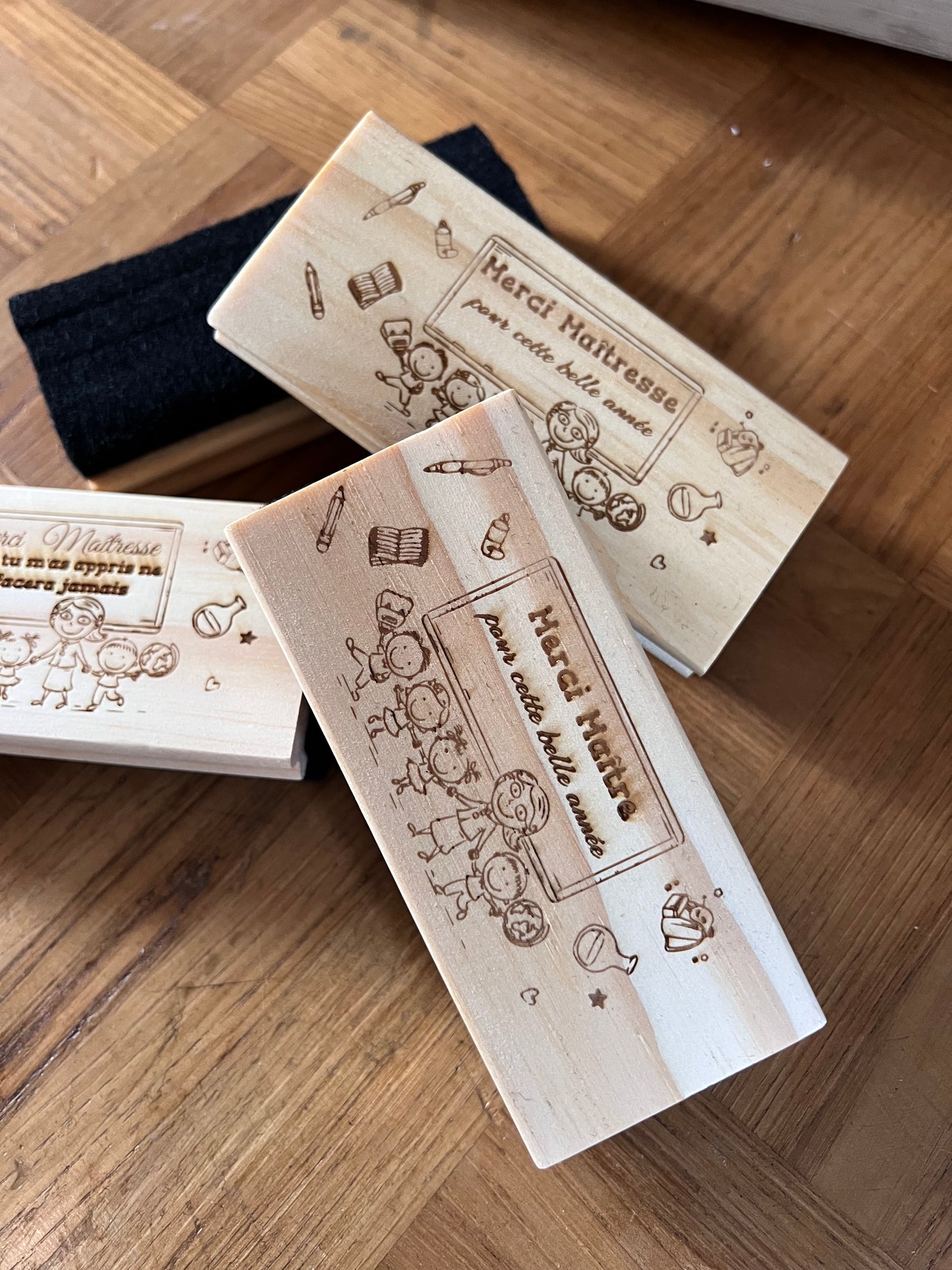 Effaceur tableau, Brosse à tableau personnalisée - Merci (Maîtresse, Maître, ATSEM)
