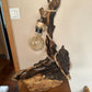 Lampe avec bois flotté