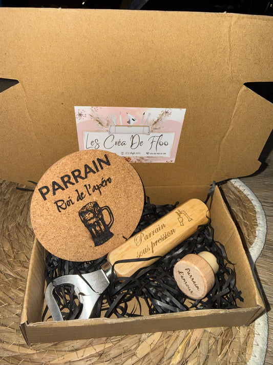 Coffret cadeau gravé personnalisé / Décapsuleur, bouchon bouteille, sous verre, porte clé en bois / idée cadeau papy, papa, parrain, marraine…