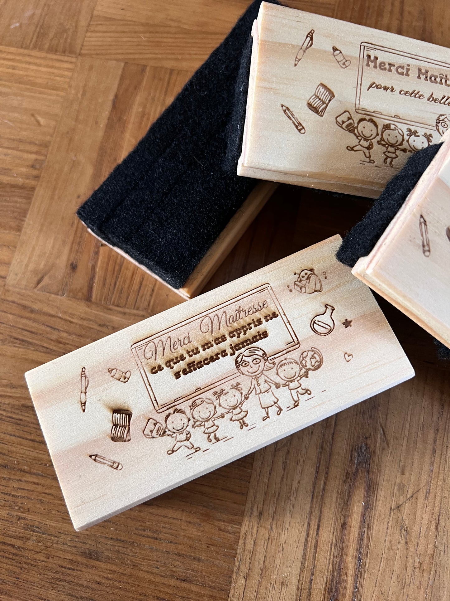 Effaceur tableau, Brosse à tableau personnalisée - Merci (Maîtresse, Maître, ATSEM)
