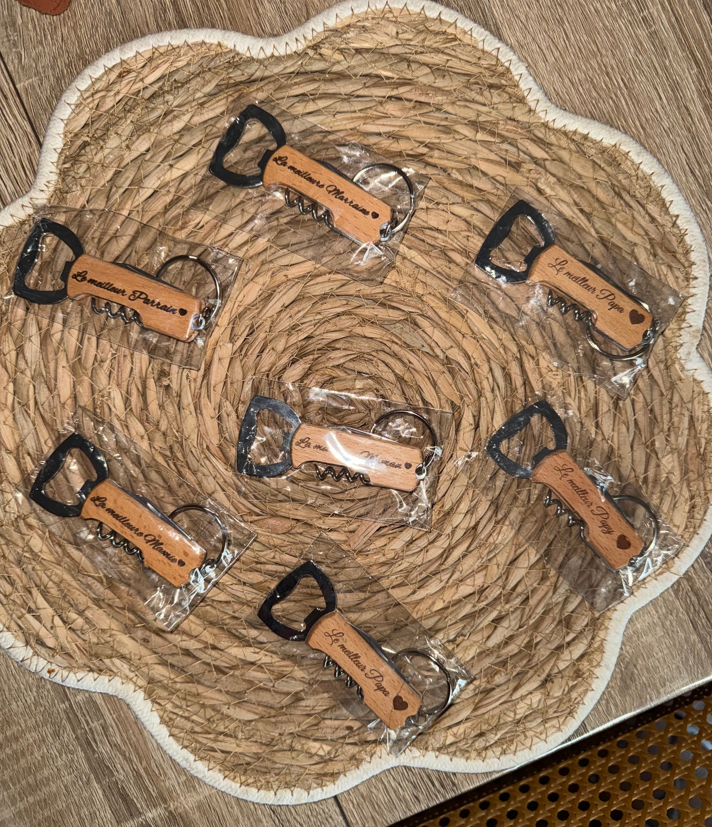 Mini limonadier porte clé gravé personnalisé / Ouvre bouteille couteau / Tire Bouchon / Décapsuleur / Cadeau Mariage, parrain, marraine, papy, mamie, papa, maman