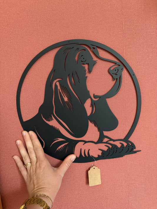 Décoration mural en métal chien basset